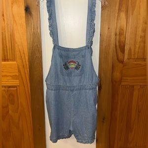 Hot Topic Shortall EMB Cottage | Women’s Size XL